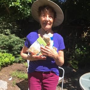 Meet your Posher, Valerie